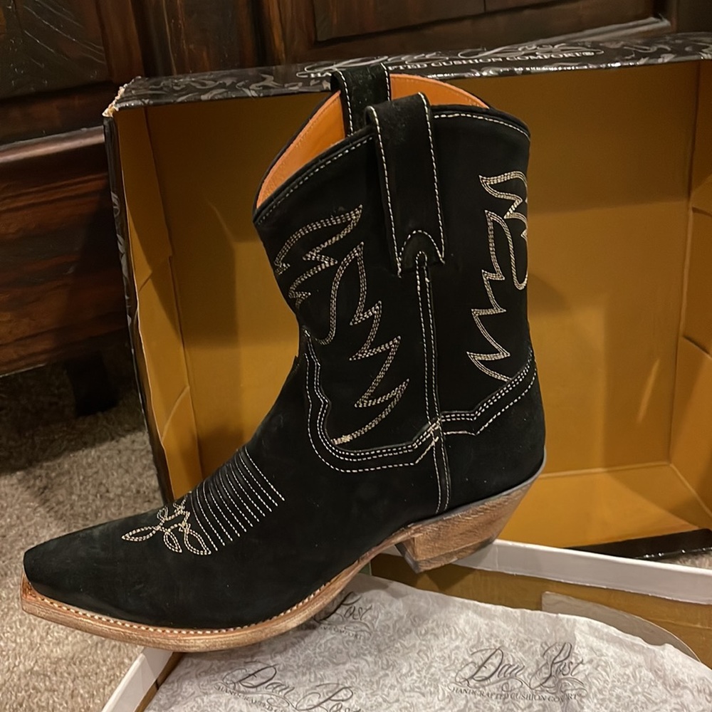 Dan Post size 6.5 black suede Brand new boots!